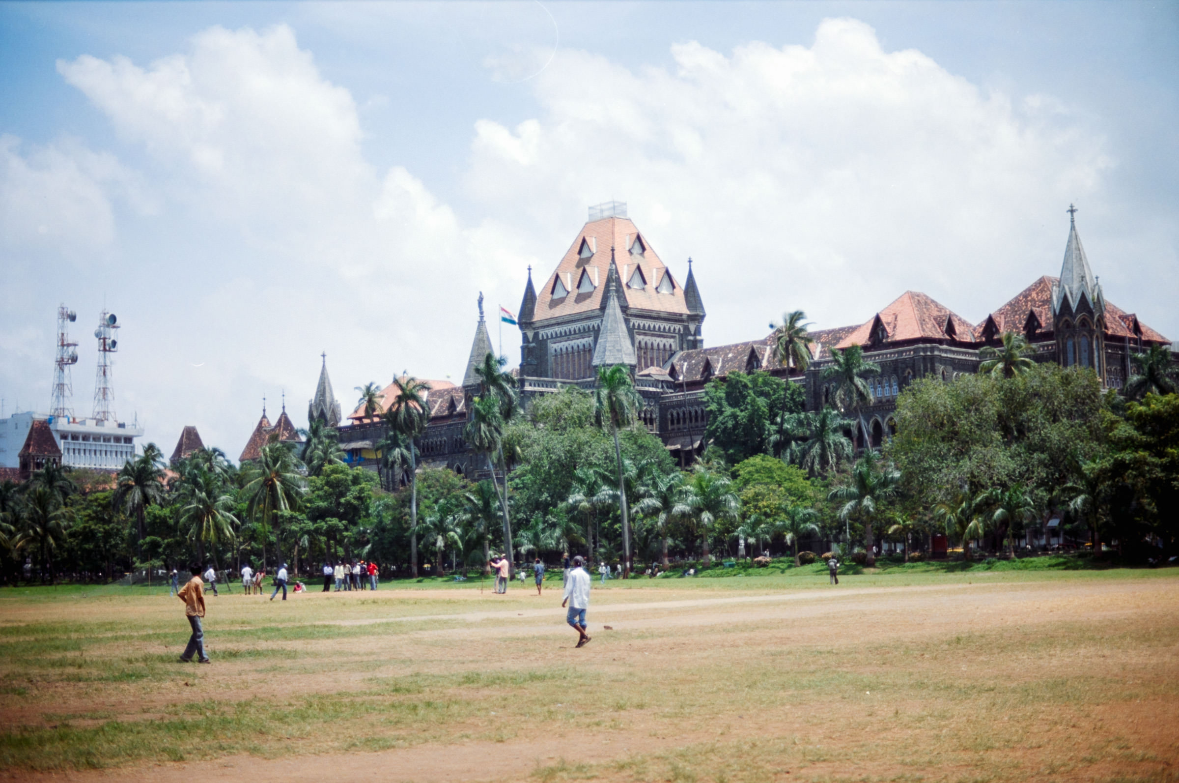 AHP F2004 09 002 sc250526 img34 NLP